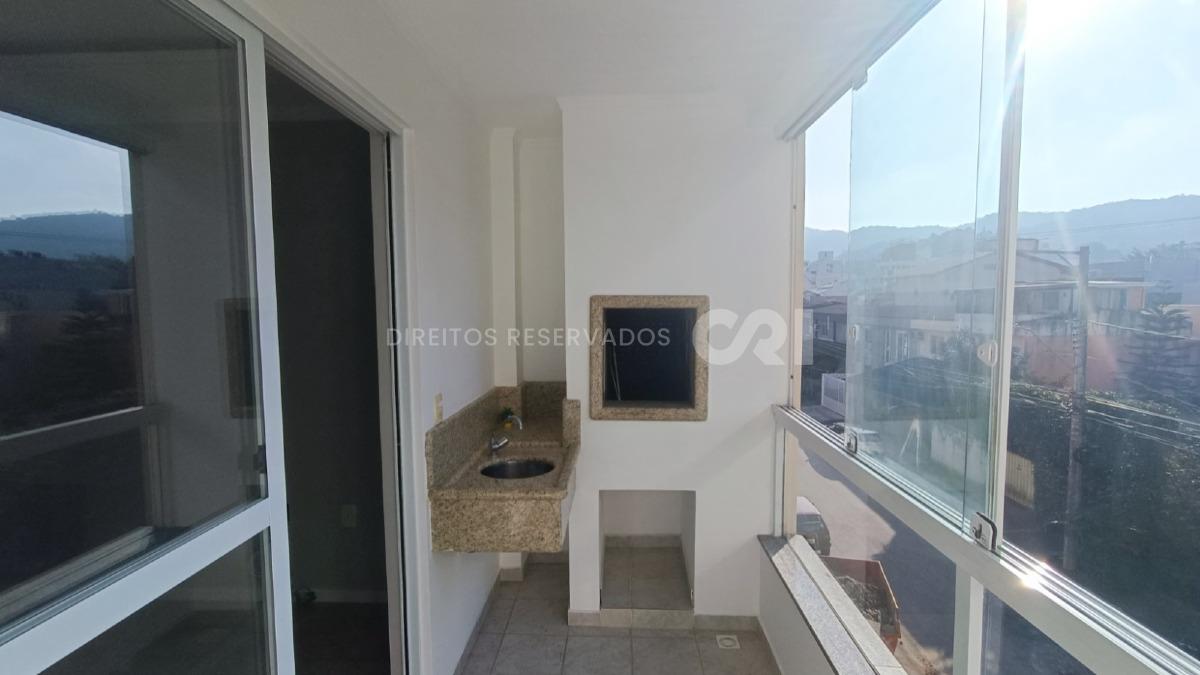 Apartamento com 2 quartos no Edifício Rubi no bairro Nações em Balneário Camboriú