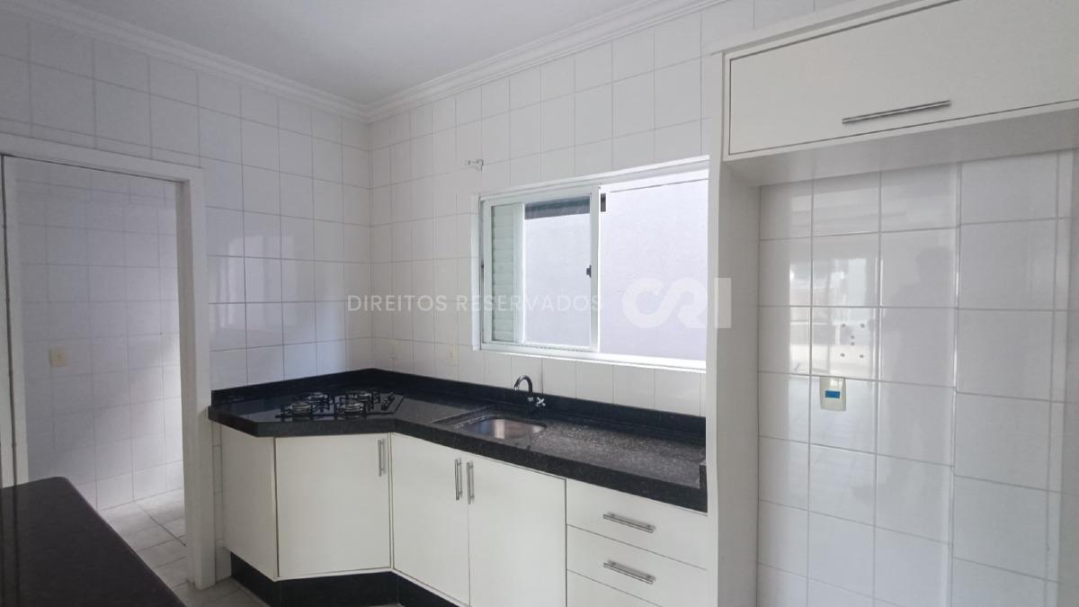 Apartamento com 2 quartos no Edifício Rubi no bairro Nações em Balneário Camboriú