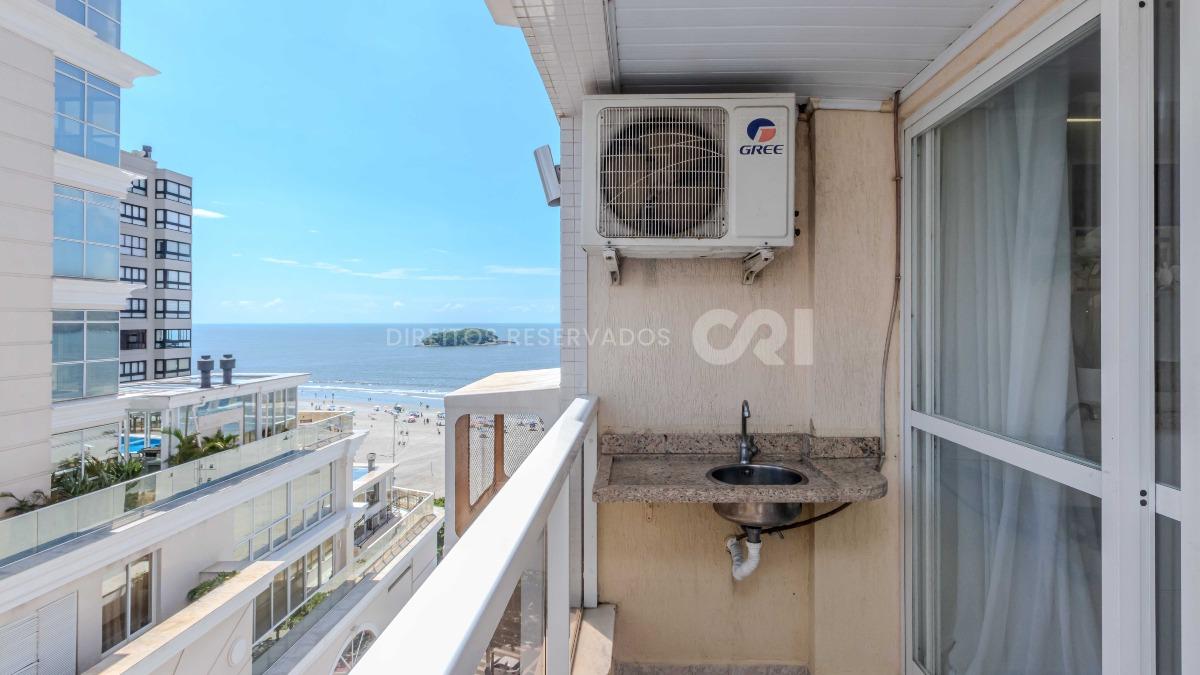Apartamento no Edifício Marquês de Olinda no Centro de Balneário Camboriú