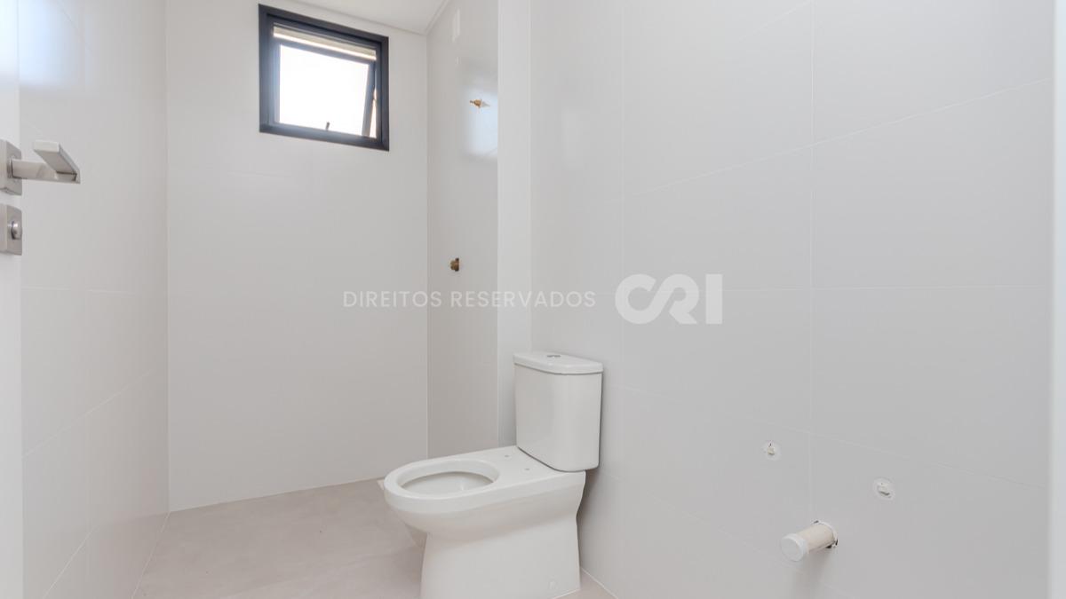 Apartamento  com 3 suítes no Fiori Del Mare na Meia Praia em Itapema