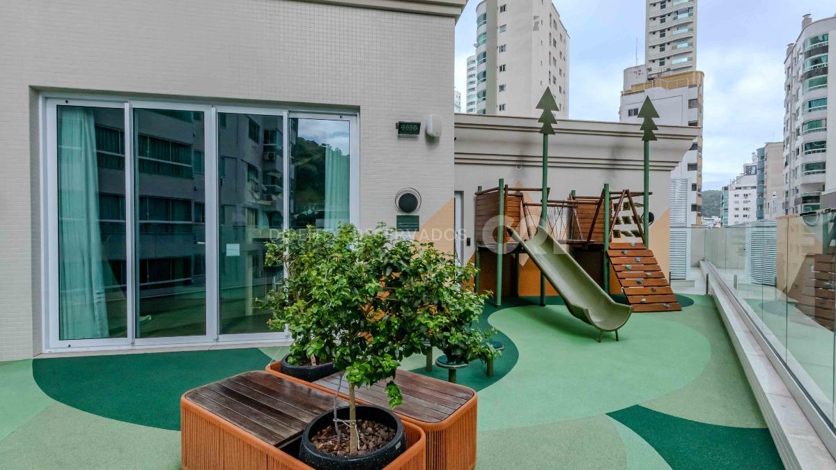 COPA: Apartamento com 3 suítes no Santé Boutique Residence no Bairro Pioneiros em Balneário Camboriú