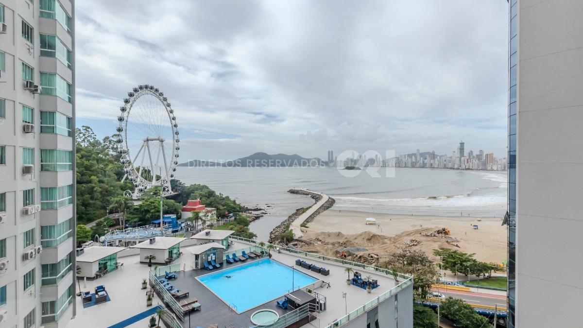 COPA: Apartamento com 3 suítes no Santé Boutique Residence no Bairro Pioneiros em Balneário Camboriú