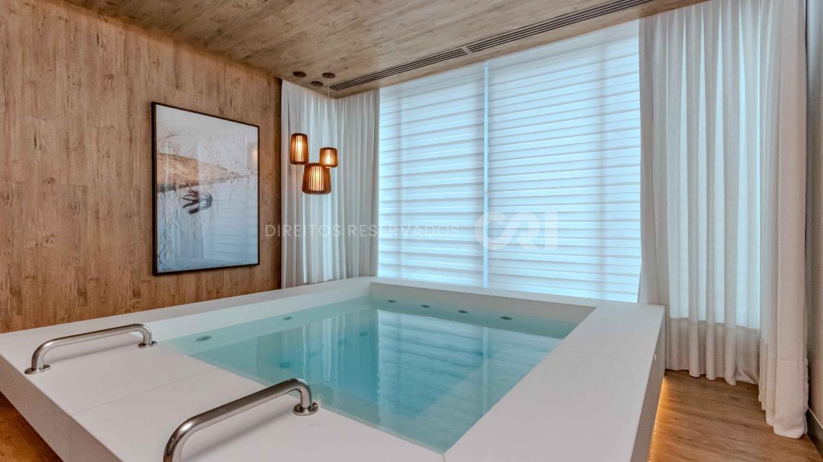 COPA: Apartamento com 3 suítes no Santé Boutique Residence no Bairro Pioneiros em Balneário Camboriú