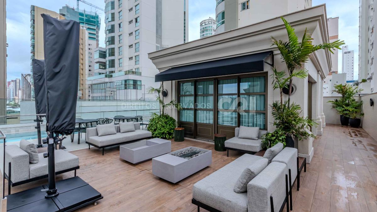 COPA: Apartamento com 3 suítes no Santé Boutique Residence no Bairro Pioneiros em Balneário Camboriú