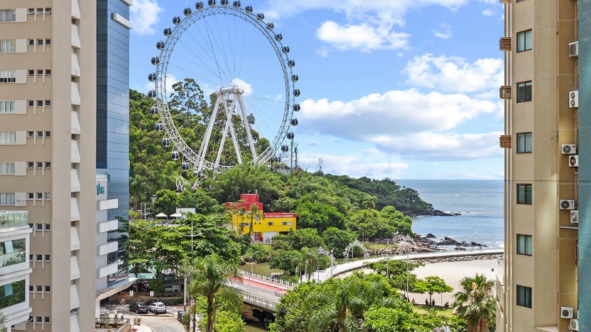 Apartamento com 4 Suítes no Skyline Tower na Barra Norte de Balneário Camboriú