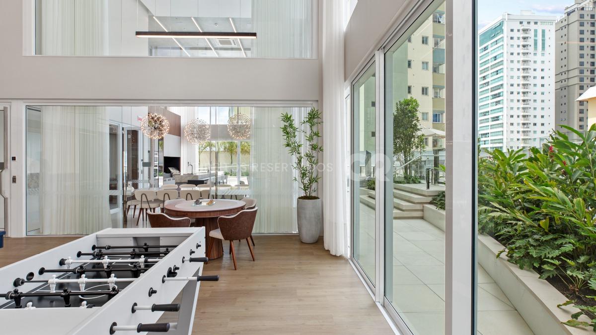 Apartamento com 4 Suítes no Skyline Tower na Barra Norte de Balneário Camboriú