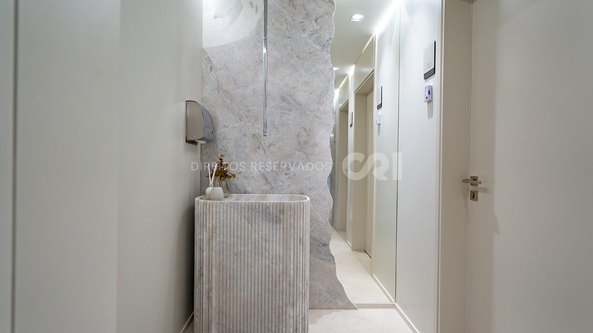 Cobertura com 505m² com 4 Suítes no Edifício Tirreno – Praia Brava, Itajaí