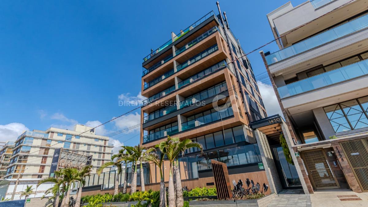 Garden duplex frente mar com 4 suítes no Sunrise na Praia Brava em Itajaí 