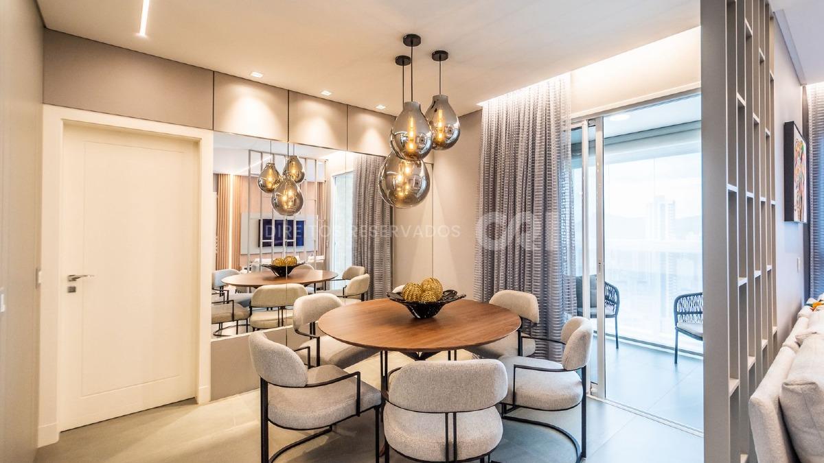 Apartamento com 3 suítes no Edifício Hamptons Village na Barra Sul de Balneário Camboriú