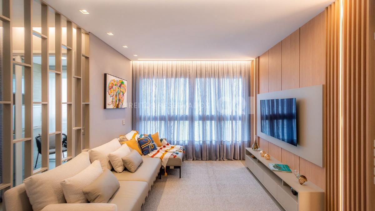 Apartamento com 3 suítes no Edifício Hamptons Village na Barra Sul de Balneário Camboriú
