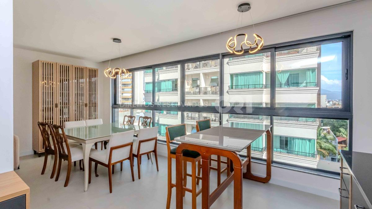 Apartamento com 3 suítes no Edifício Tierra del Sol no Centro de Balneário Camboriú