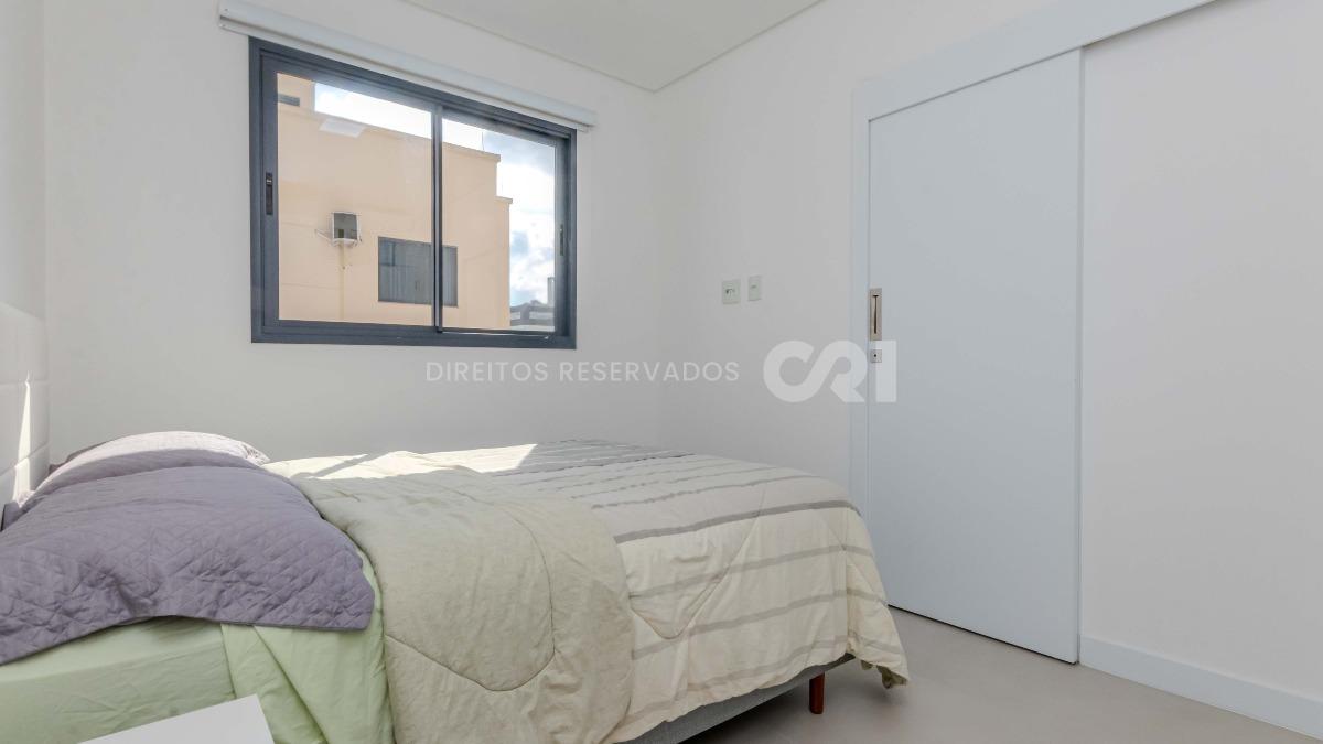Apartamento com 3 suítes no Edifício Tierra del Sol no Centro de Balneário Camboriú