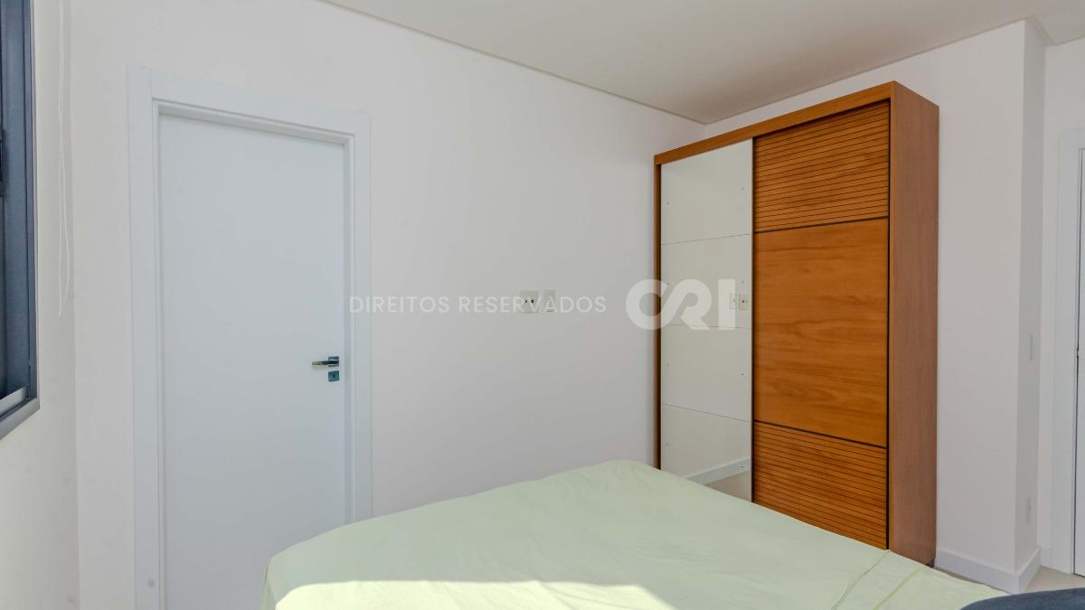 Apartamento com 3 suítes no Edifício Tierra del Sol no Centro de Balneário Camboriú
