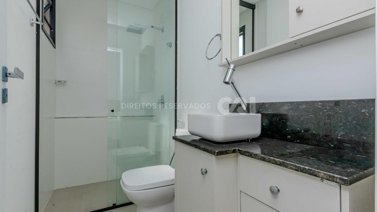 Apartamento com 3 suítes no Edifício Tierra del Sol no Centro de Balneário Camboriú