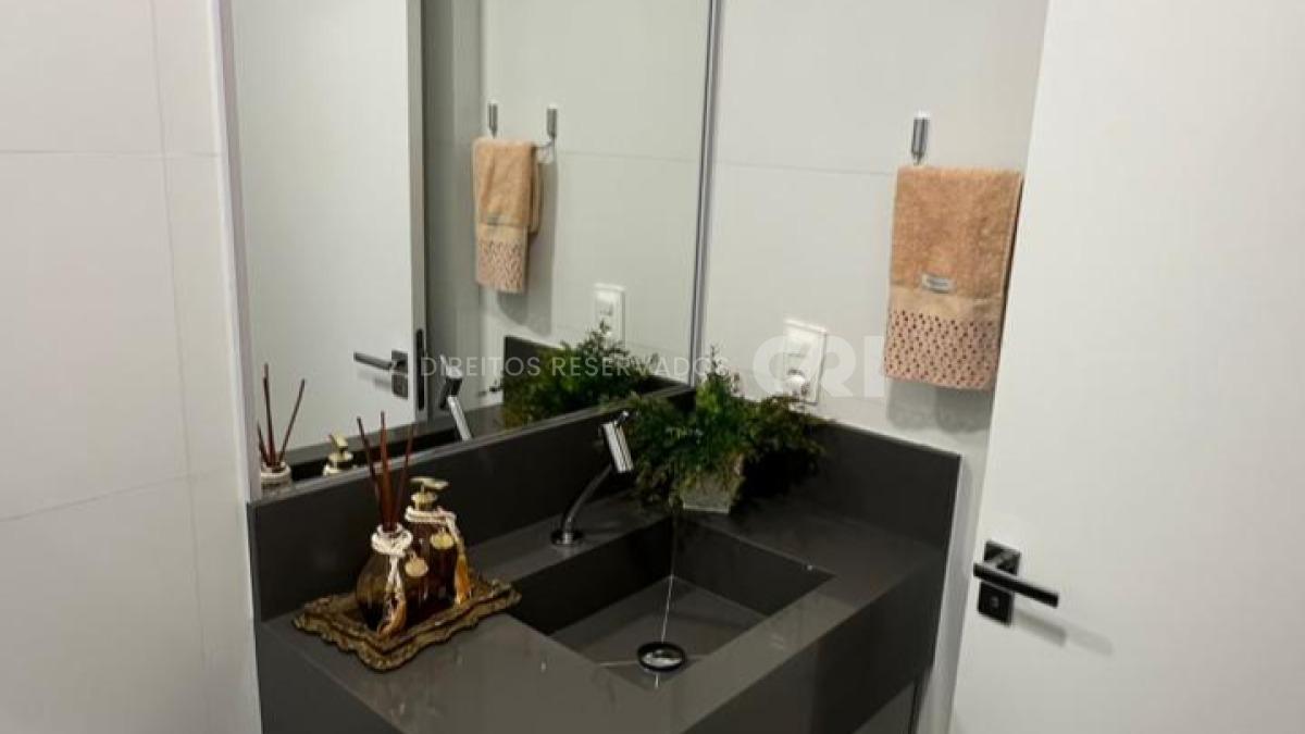 Apartamento com 2 Quartos no Place D' France no bairro Morretes em Itapema