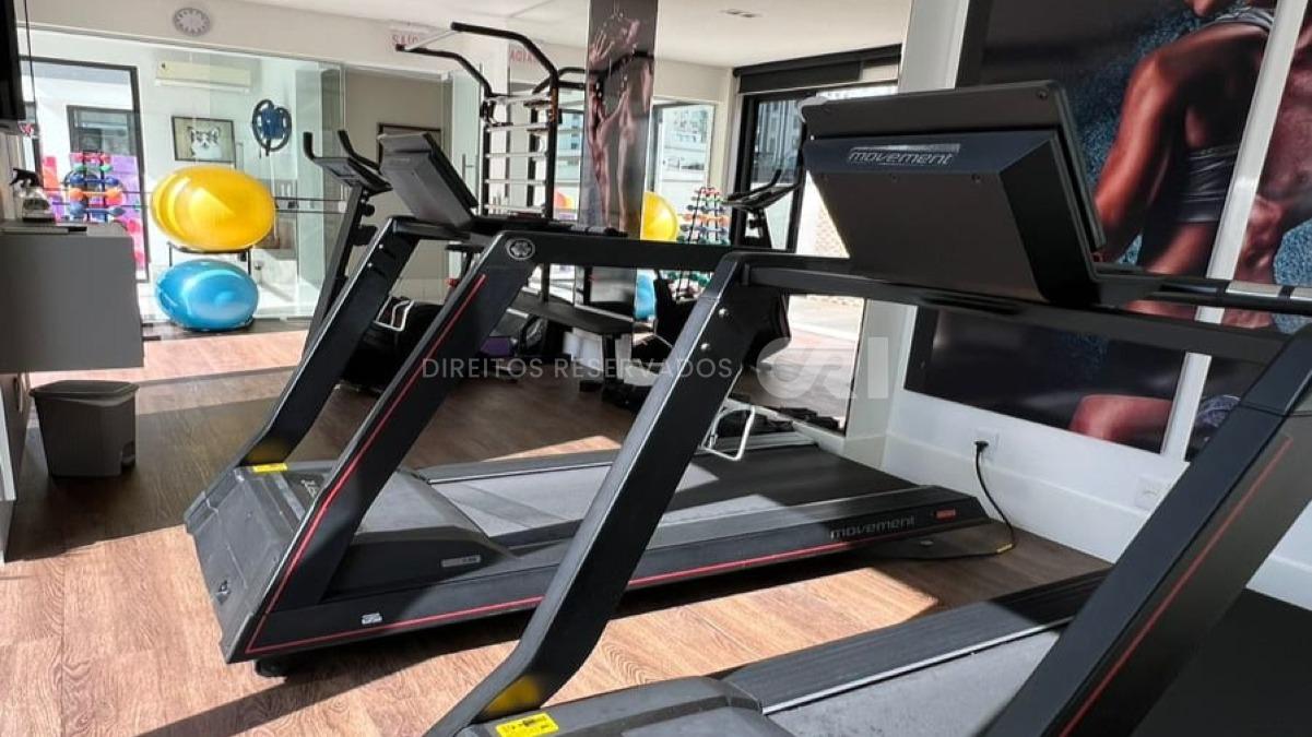 Apartamento com 3 suítes no Boulevard Brasil no Centro de Balneário Camboriú