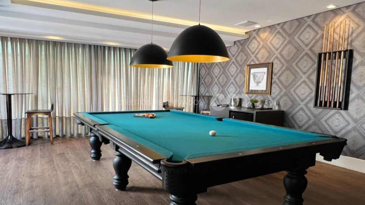 Apartamento com 3 suítes no Boulevard Brasil no Centro de Balneário Camboriú