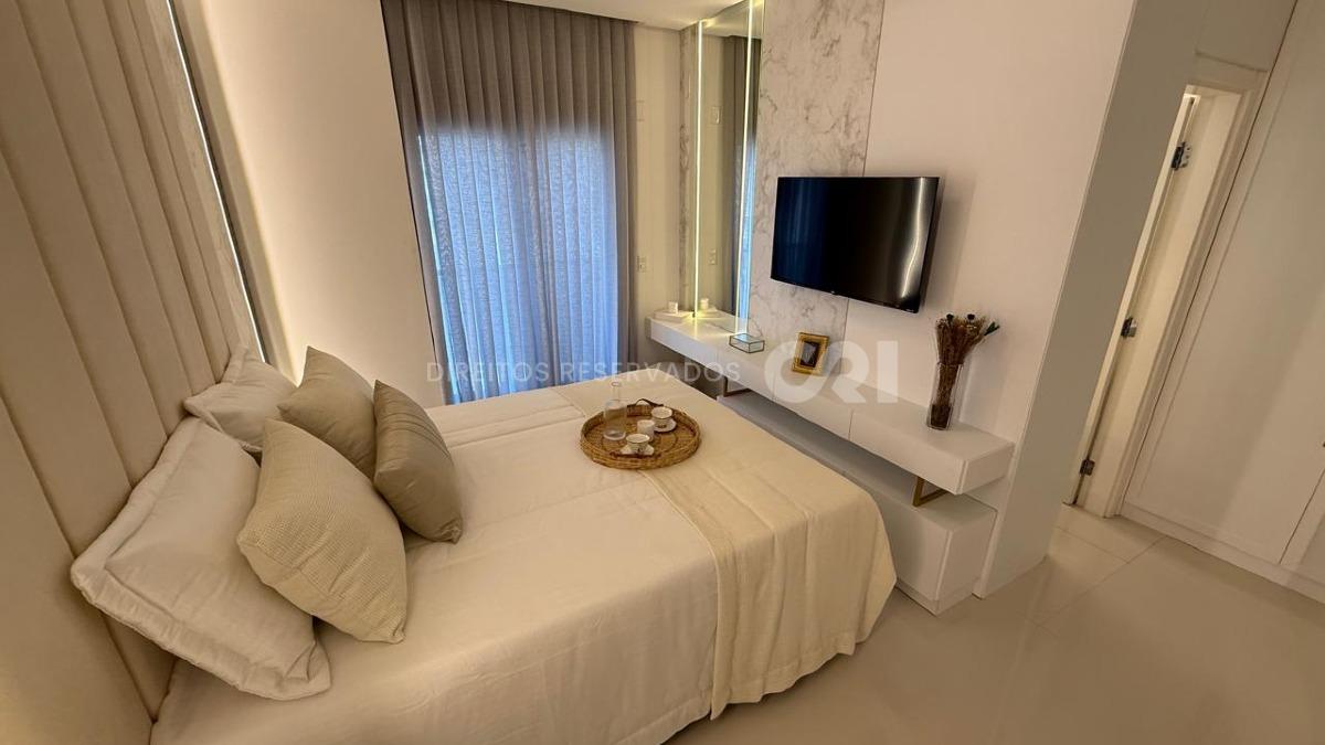 Apartamento com 3 suítes no Boulevard Brasil no Centro de Balneário Camboriú