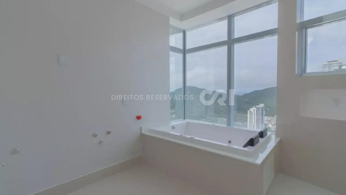 Apartamento no One Tower de 4 suítes na Barra Sul de Balneário Camboriú