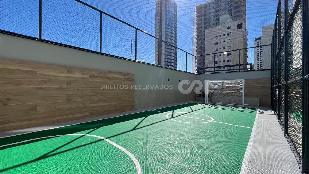 Apartamento com 3 suítes Villa Del Fiume na Meia Praia em Itapema