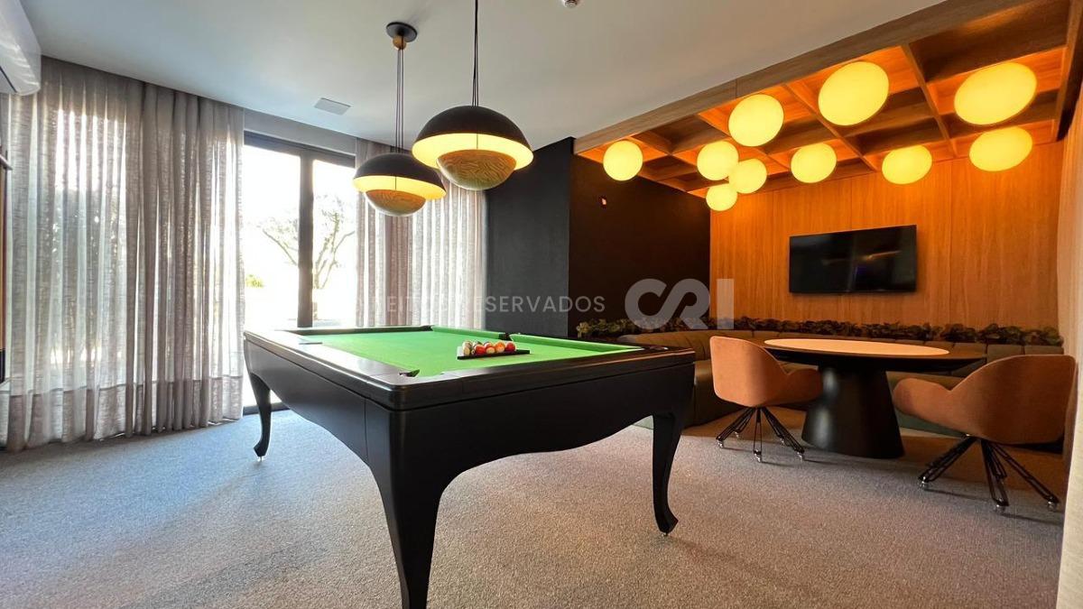Apartamento com 3 suítes Villa Del Fiume na Meia Praia em Itapema