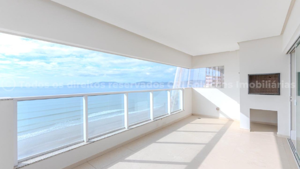 Apartamento com 4 suítes no Edifício Chateau de Florence na Meia Praia em Itapema