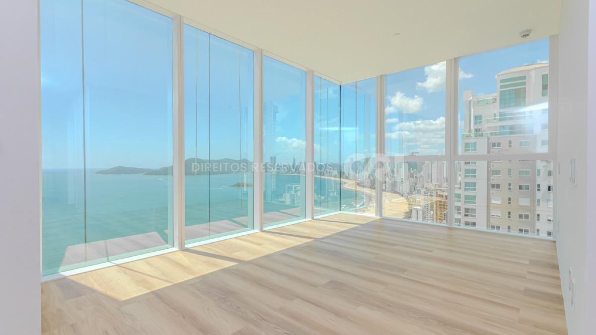 Apartamento alto-padrão à venda com 4 suítes no Boreal Tower, na Barra Norte de Balneário Camboriú