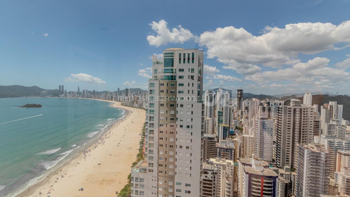 Apartamento alto-padrão à venda com 4 suítes no Boreal Tower, na Barra Norte de Balneário Camboriú