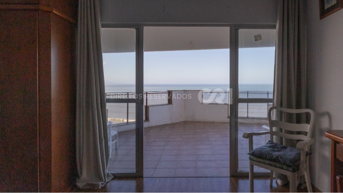 Apartamento com 3 suítes no Notre Dame na Barra Sul de Balneário Camboriú