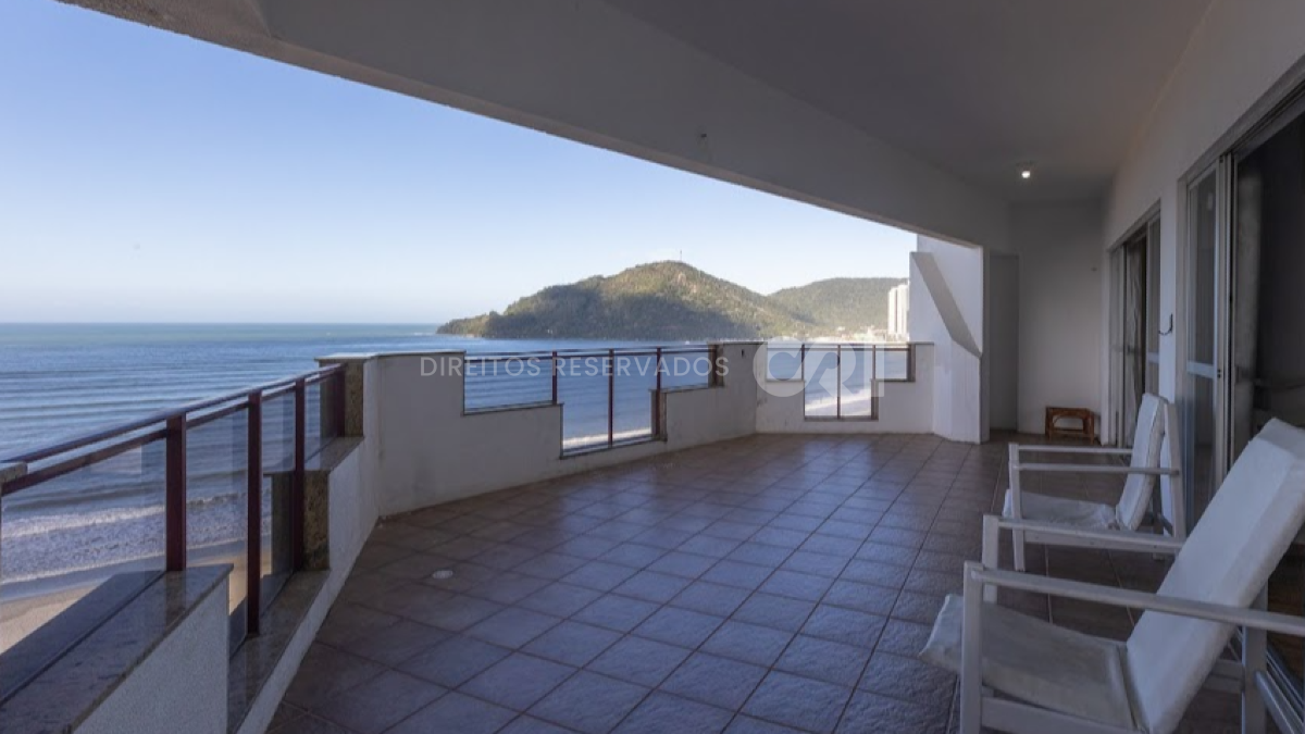 Apartamento com 3 suítes no Notre Dame na Barra Sul de Balneário Camboriú