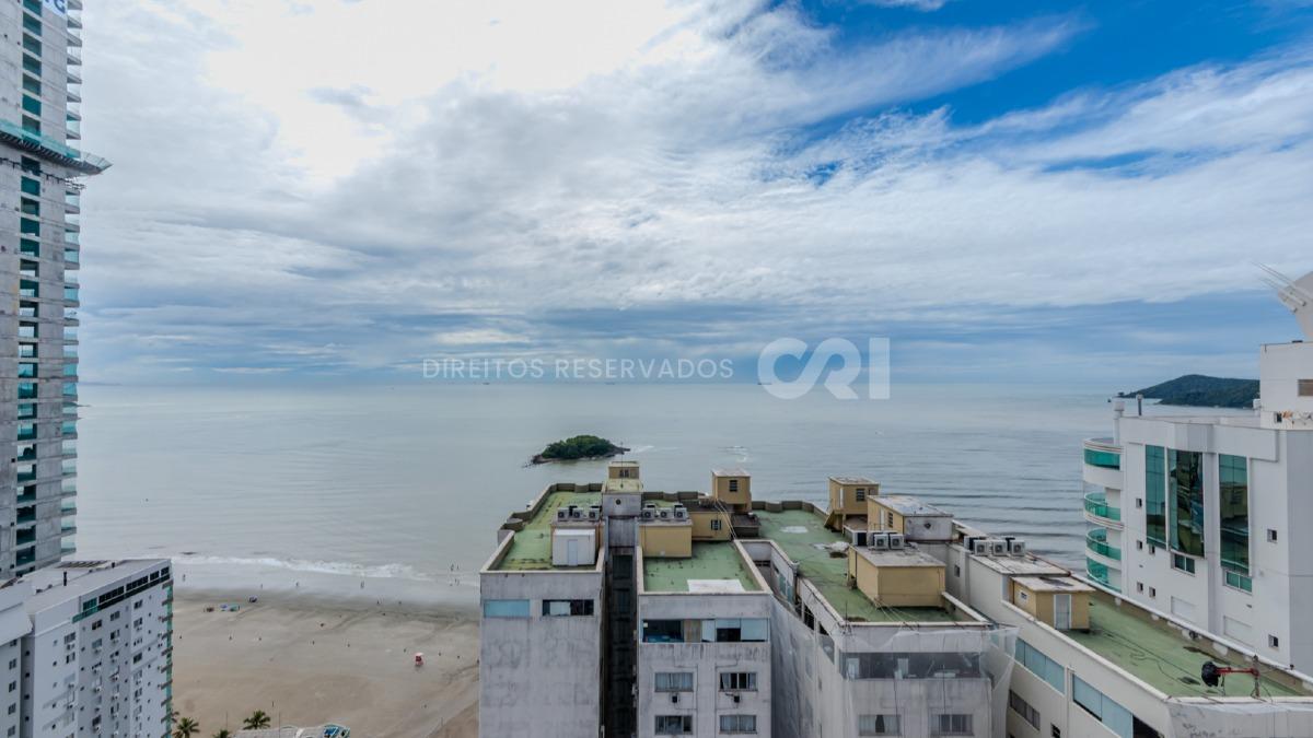 Apartamento com 4 suítes no La Belle Tour no Centro de Balneário Camboriú