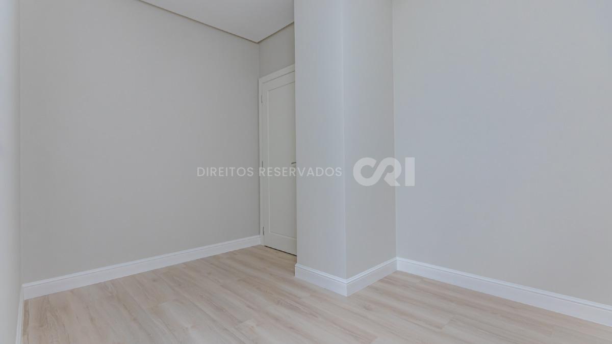 Apartamento com 4 suítes no La Belle Tour no Centro de Balneário Camboriú