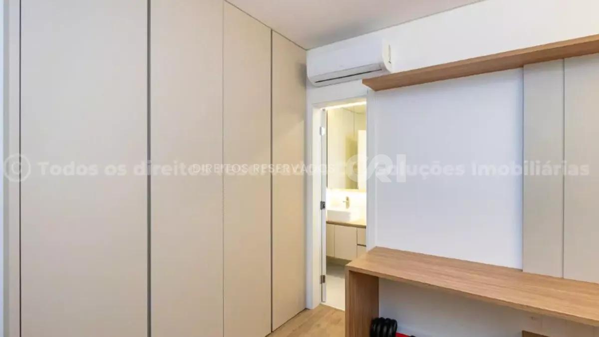 Cobertura com 4 suítes no Edifício Dresden no Centro de Balneário Camboriú