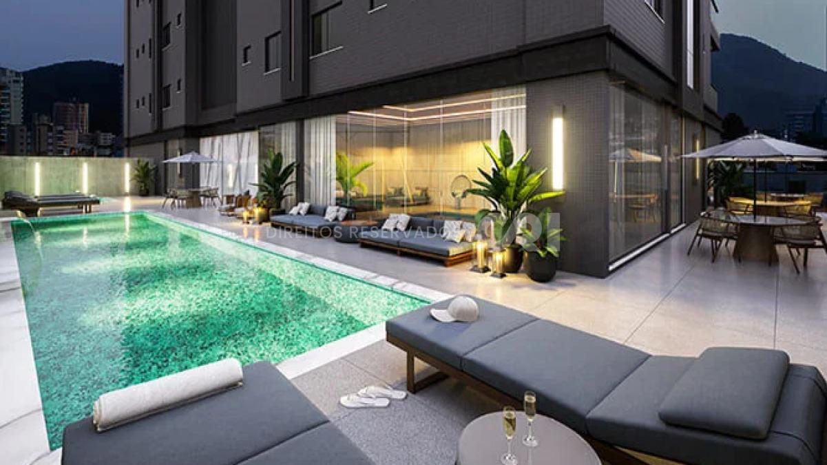 Apartamento com 4 Suítes no edifício Thiesen Residence na Meia Praia em Itapema