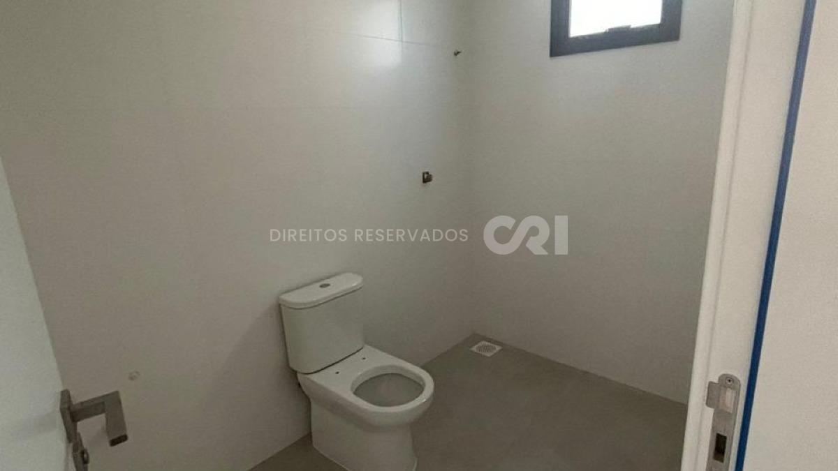 Apartamento com 3 Suítes, 132m² no Fiori Del Mare na Meia Praia em Itapema