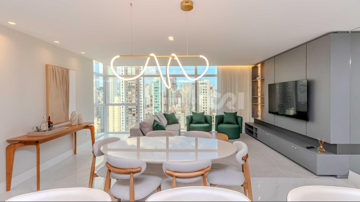 Apartamento com 3 suítes Horizon Residence no Centro em Balneário Camboriú