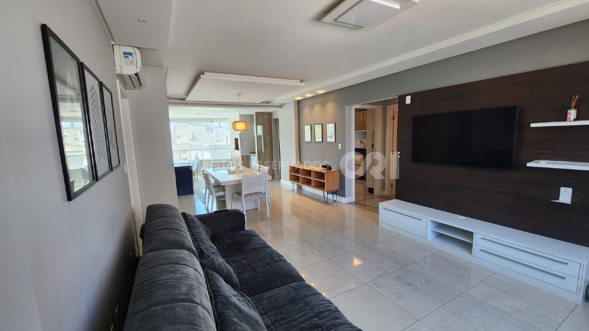 COPA: Apartamento Mobiliado com 3 Suítes no Edifício Solar do Tamarindo no Centro de Balneário Camboriú
