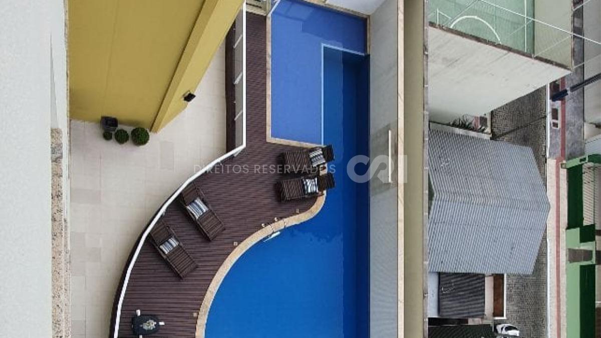 COPA: Apartamento Mobiliado com 3 Suítes no Edifício Solar do Tamarindo no Centro de Balneário Camboriú