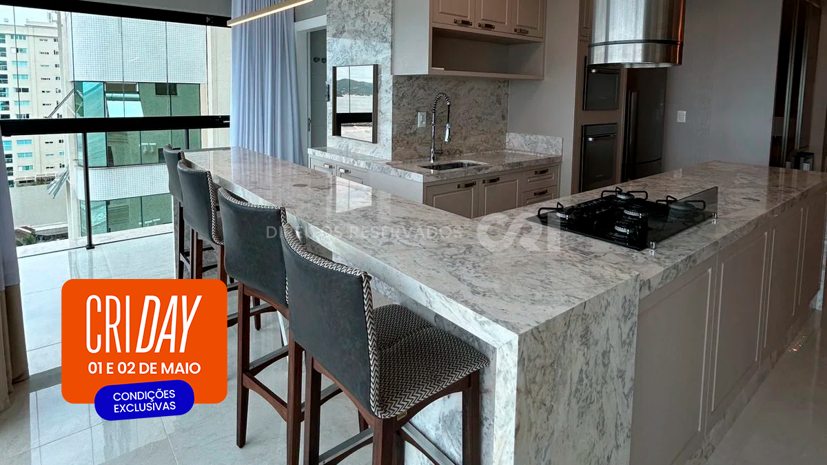CRI Day: Apartamento com 4 suítes no Cartier Residence na Meia Praia em Itapema