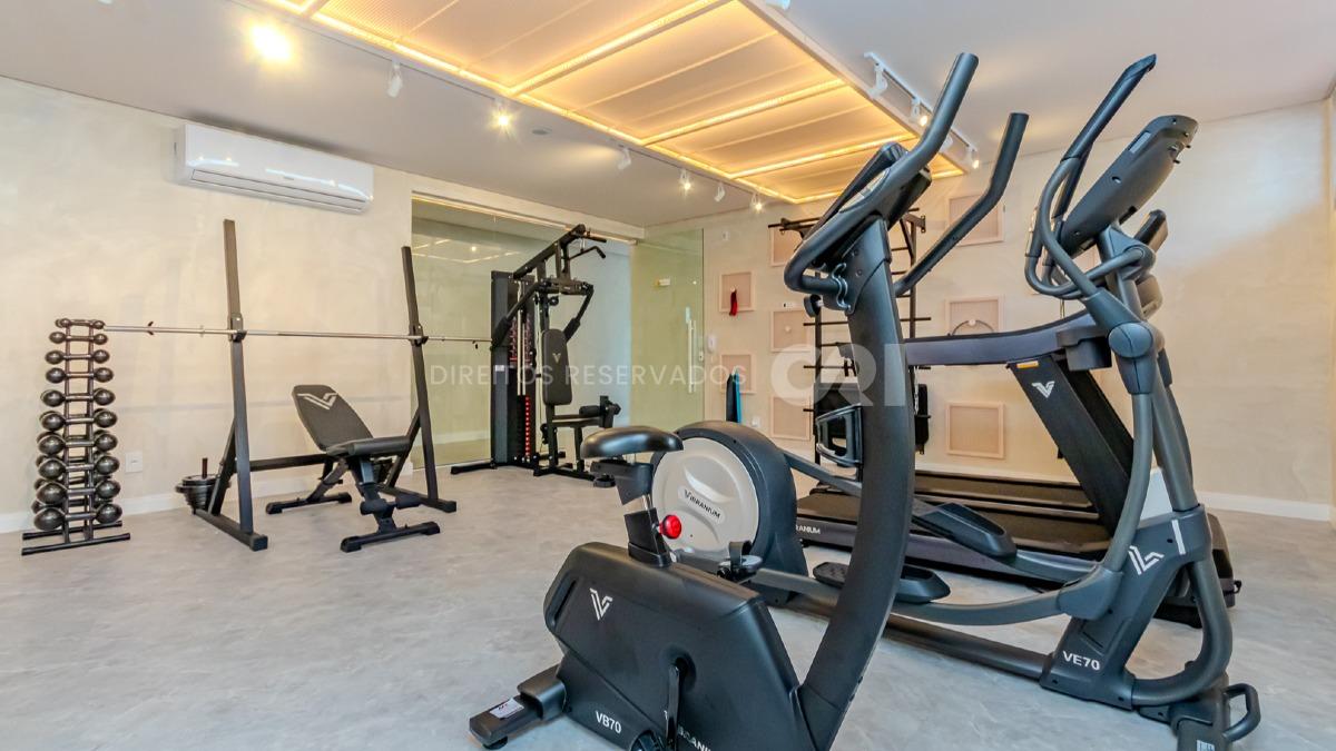 Apartamento duplex com 3 quartos no Edifício Brava Select na Praia Brava em Itajaí