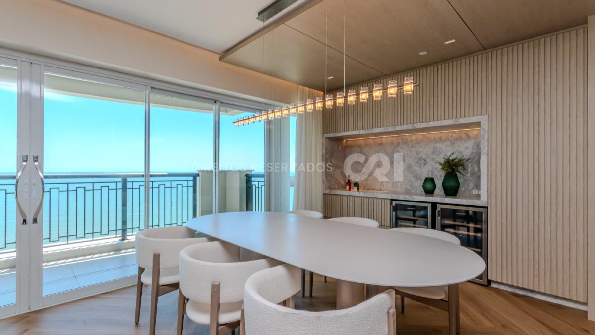 Apartamento com 5 suítes no Aurora Exclusive Home na Barra Sul em Balneário Camboriú
