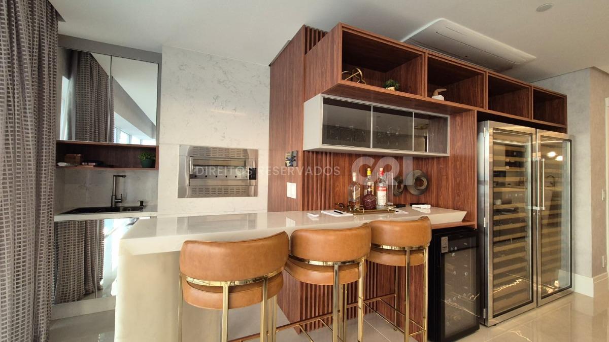 Apartamento com 4 Suítes no One Tower na Barra Sul, Balneário Camboriú