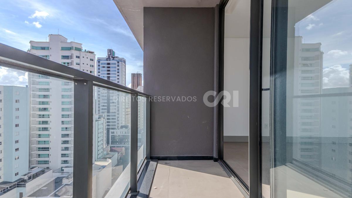 Apartamento com 4 suítes no Empire Residence no Pioneiros em Balneário Camboriú