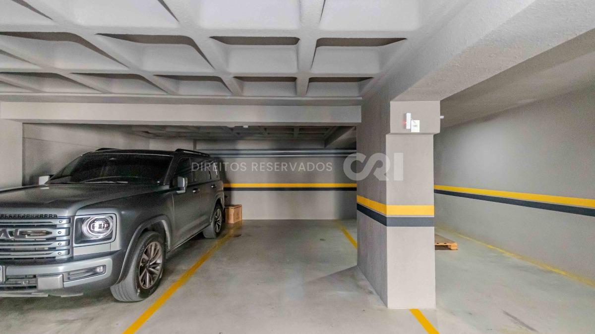 Apartamento com 4 suítes no Empire Residence no Pioneiros em Balneário Camboriú