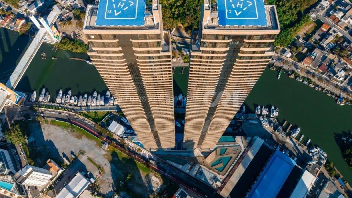 Apartamento com 4 suítes no Yachthouse by Pininfarina na Barra Sul, Balneário Camboriú