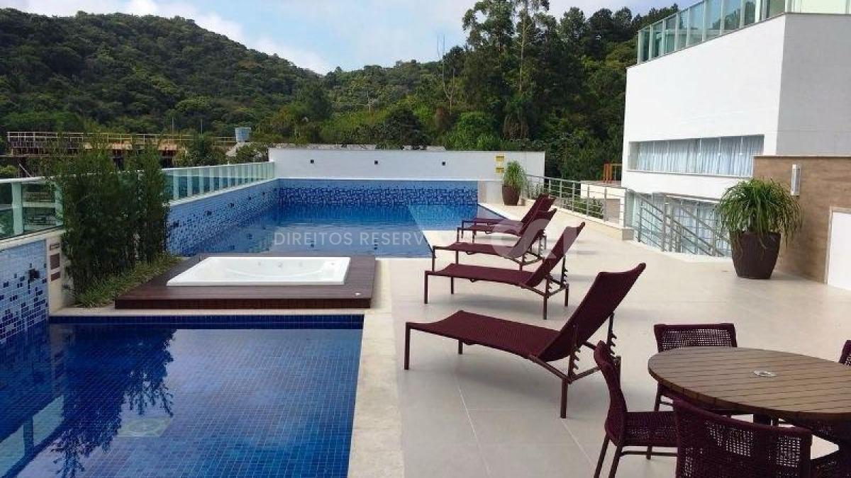 Apartamento com 4 suítes no Império das Ondas no Pioneiros em Balneário Camboriú
