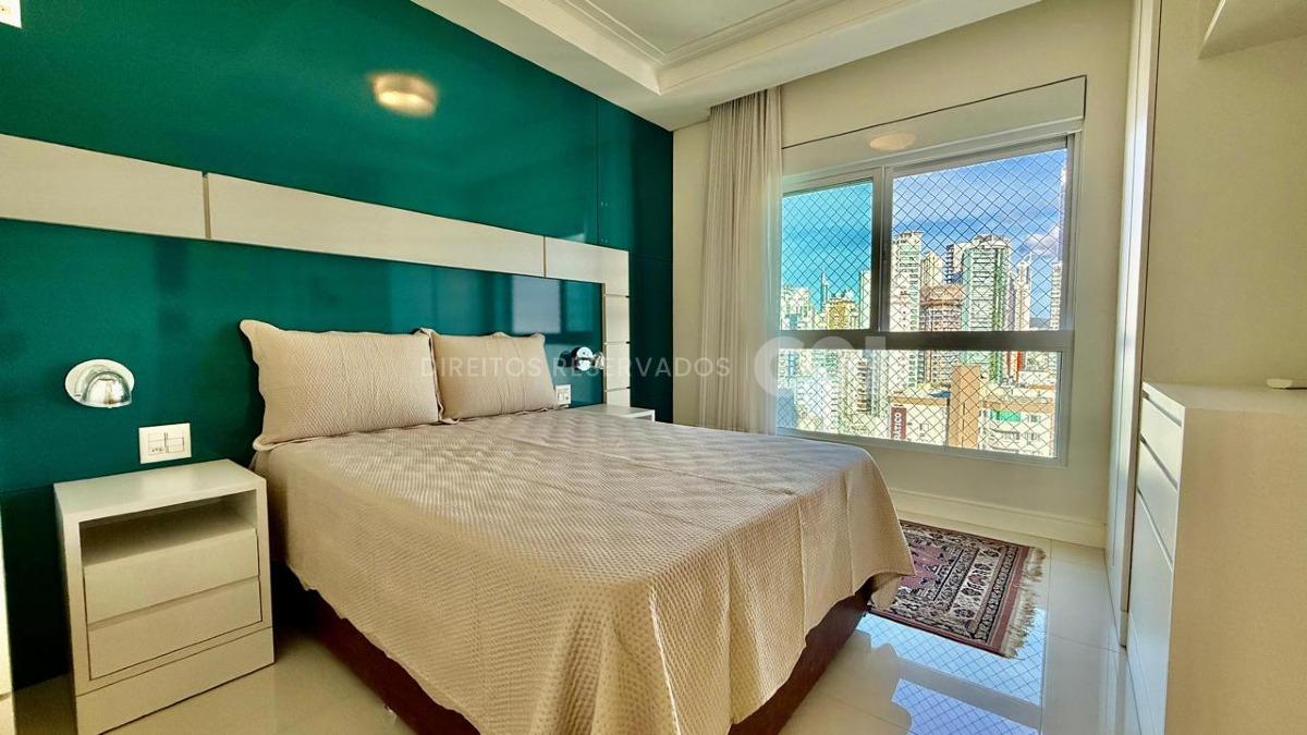 Apartamento com 4 Suítes no Parigi Residenza no Centro de Balneário Camboriú