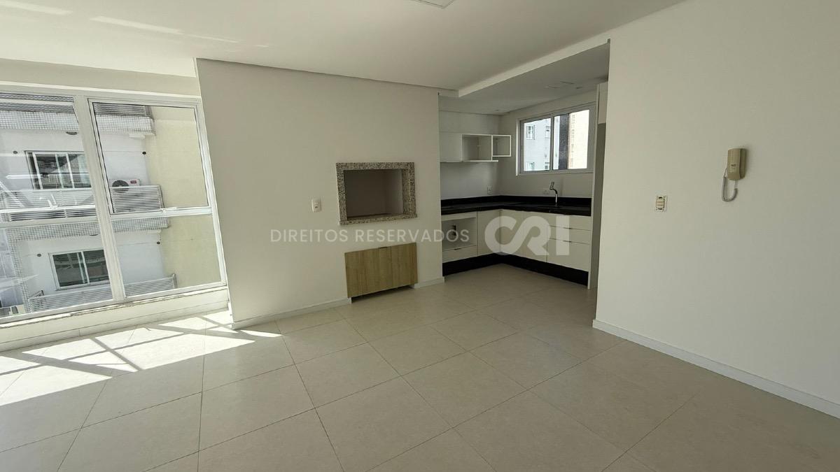 Apartamento com 3 suítes no Edifício Costa Blanca no Centro em Balneário Camboriú