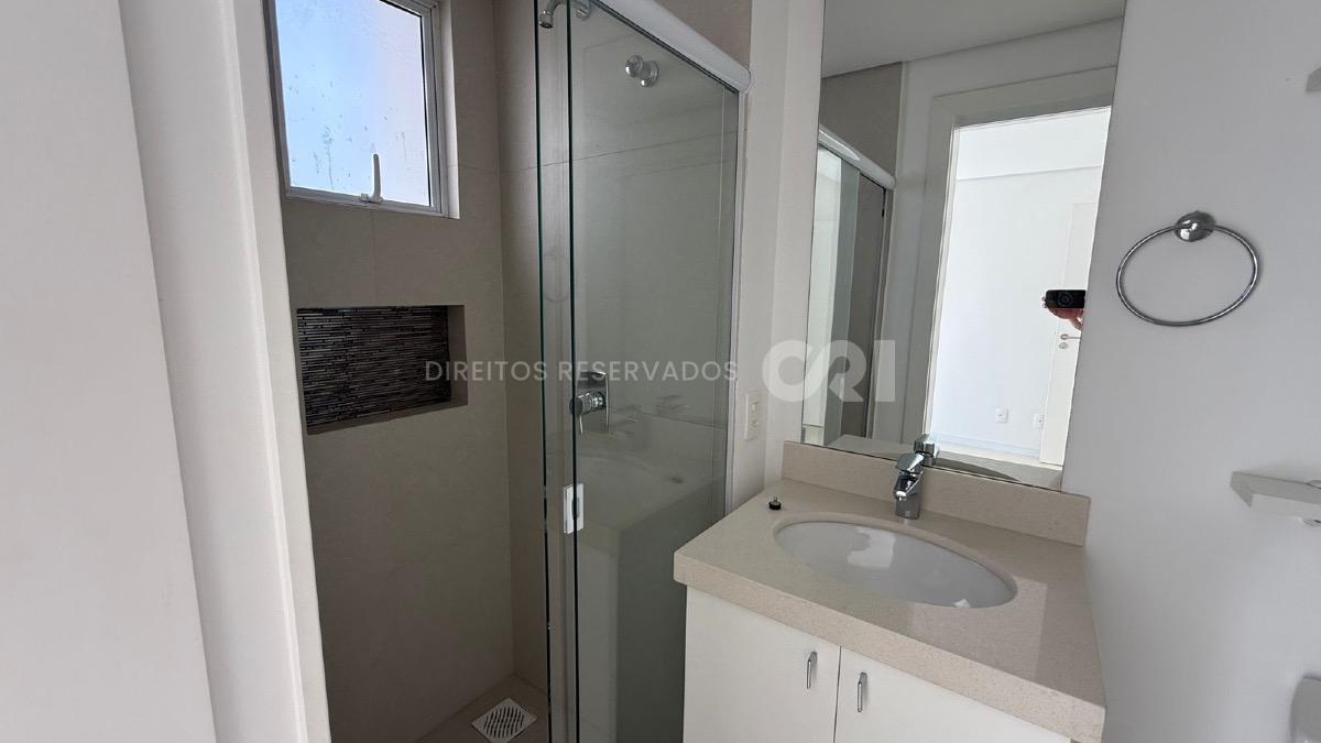 Apartamento com 3 suítes no Edifício Costa Blanca no Centro em Balneário Camboriú