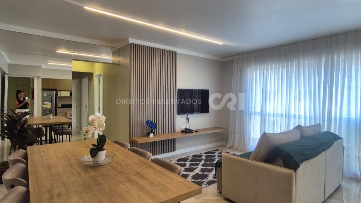 Apartamento com 3 dormitórios sendo 1 Suíte  Mobiliado no Edifício Gênova no Centro de Balneário Camboriú